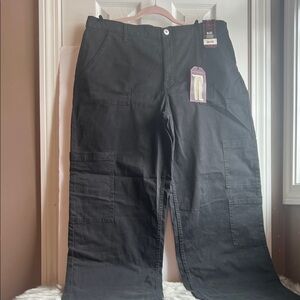 No Boundaries Women's Black Wide Leg Pants